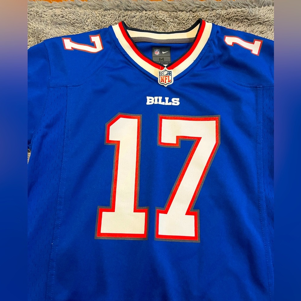 Like new- Josh Allen youth M Nike jersey